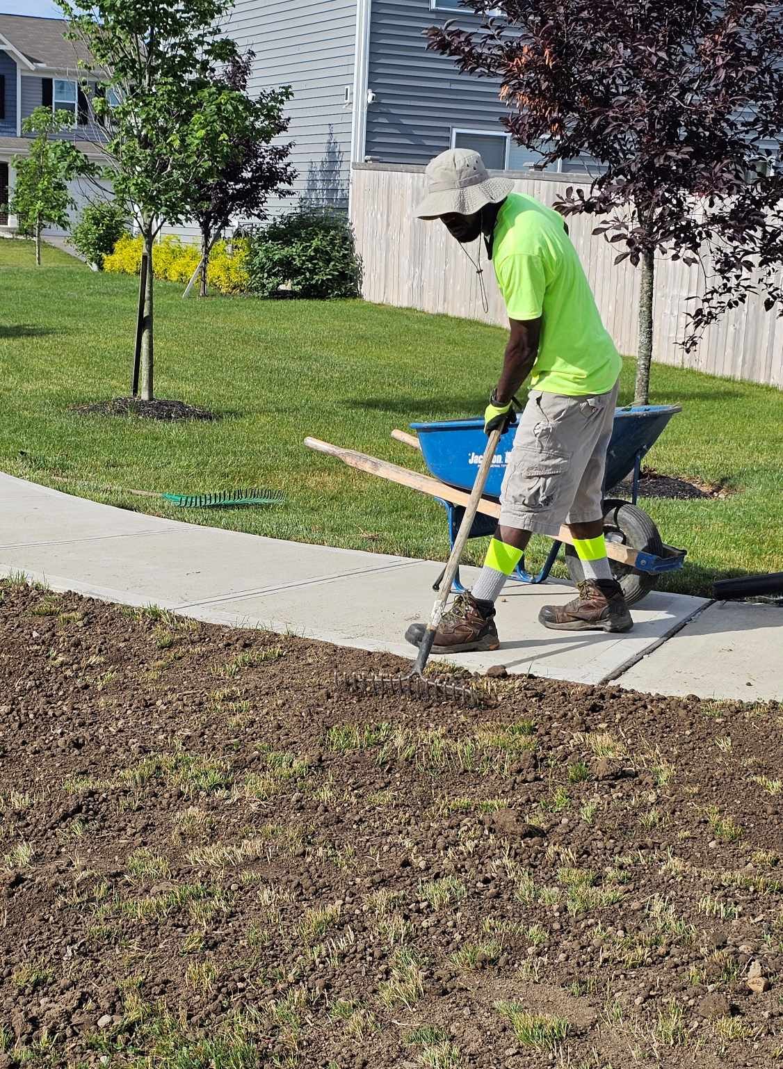 Lawn Renovation Ohio – Rebuild Your Lawn with Tuff Green Lawn Care Service, LLC