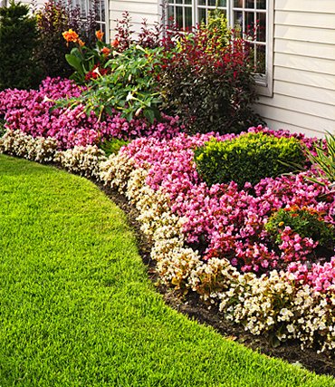 Lawn Topdressing and Leveling Services in Columbus: Tuff Green Lawn Care Service, LLC